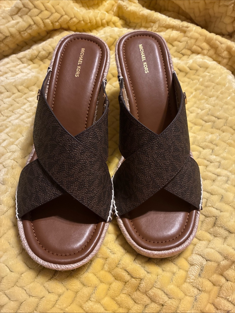 Michael kors ladies wedge sandals size 10 no box